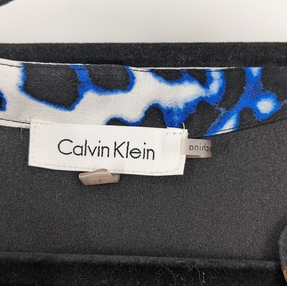 Calvin Klein button up animal print blouse XL - Picture 3 of 5